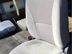 Used 2021 Isuzu NPR Seat (Stock #233-K01073-13)) Part Image