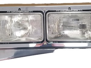 New Peterbilt 379 Headlamp Assy (Stock #7572R)) Part Image