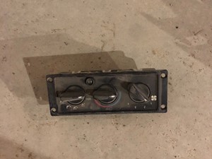 Used 2004 International 9400 Dash Control Module (Stock #P-32)) Part Image