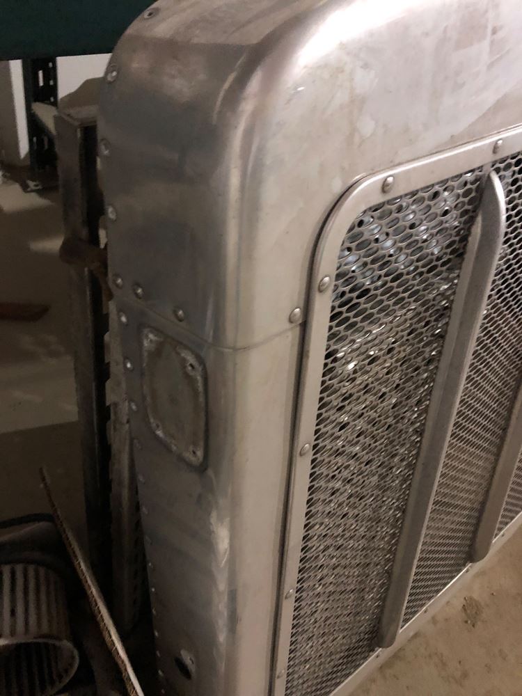 Used 2006 Peterbilt 379 Grille for sale Emlenton Pennsylvania United