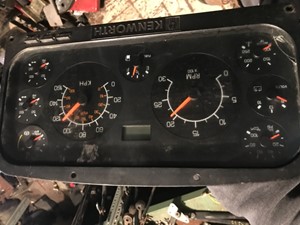 Used 2002 Kenworth T2000 Instrument Cluster (Stock #Q43-1062-2-202)) Part Image