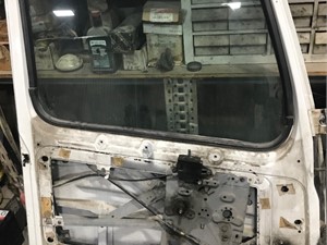 Used 2003 Volvo VNL Door (Stock #35-12)) Part Image