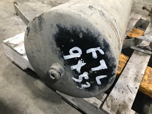 Used 2004 Freightliner COLUMBIA 120 Air Tank Image