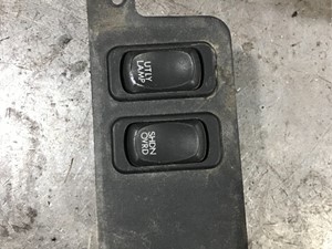 Used 2004 Freightliner COLUMBIA 120 Interior Misc Part (Stock #37-10)) Part Image