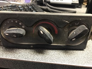 Used 2004 International 7400 Interior Misc Part (Stock #36-4)) Part Image