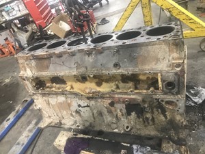 Used 2005 Cummins ISX Block Image