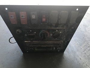 Used 2005 Freightliner FL-70 BUS Dash Ass'y (Stock #4460049842)) Part Image