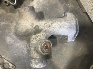 Used 2005 Mercedes OM 460 LA Water Pump (Stock #29-15)) Part Image