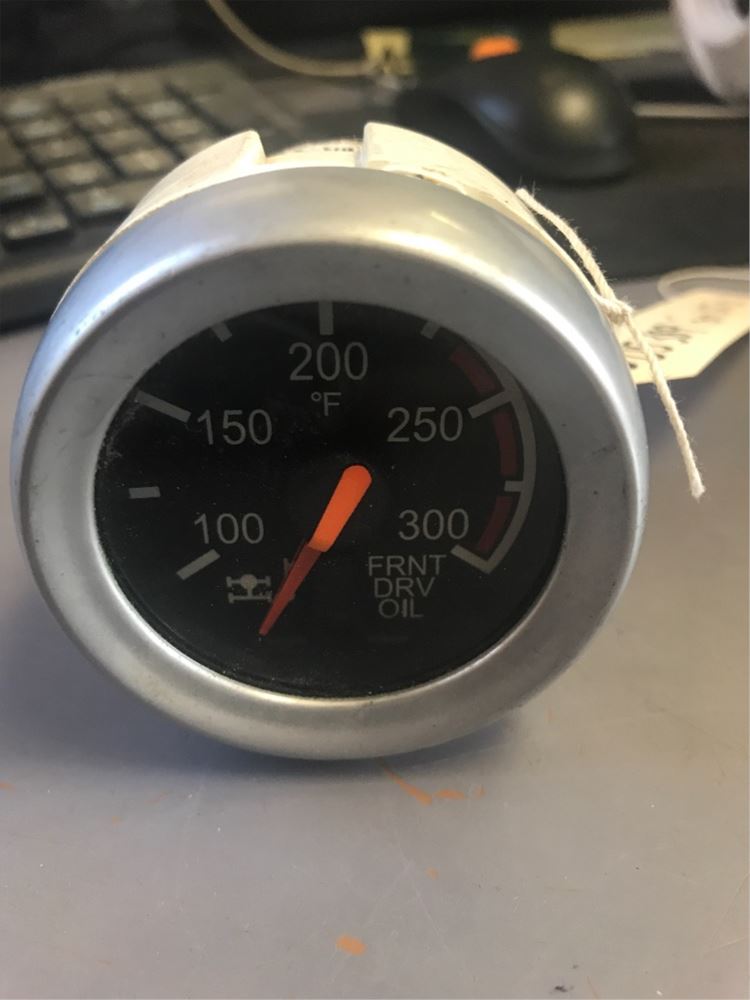 Used 2005 Peterbilt 389 Cab Gauge for sale St. Andrews Manitoba