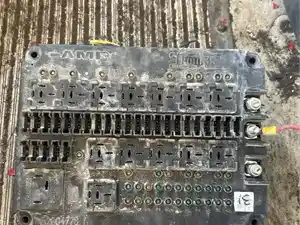 Used 2007 Freightliner FL-70 BUS Fuse Box (Stock #54-15)) Part Image