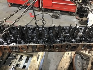 Used 2013 Detroit DD13 Head Image