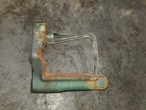 Used 2015 Volvo VNL64T Bracket (Stock #4460049463)) Part Image