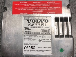 Used 2015 Volvo VNL64T Dash Control Module Image