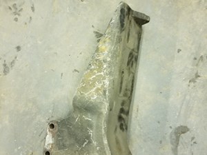 Used Caterpillar Bracket Image