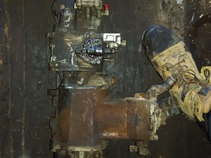 Used Cummins Air Compressor (Stock #4460047860)) Part Image