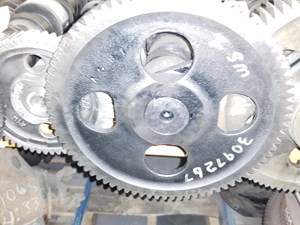 Used Cummins Camshaft Image