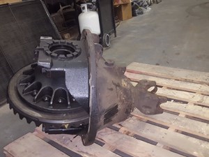 Used Eaton RS462 Rear Rear (Tandem Rear or Single) (Stock #4460048094)) Part Image