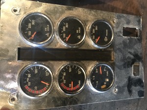 Used International Instrument Cluster (Stock #3503491C91)) Part Image
