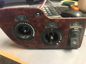 Used Kenworth T2000 Dash Control Module (Stock #S65-1039)) Part Image
