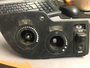 Used Kenworth T2000 Dash Control Module (Stock #S64-1025-1)) Part Image