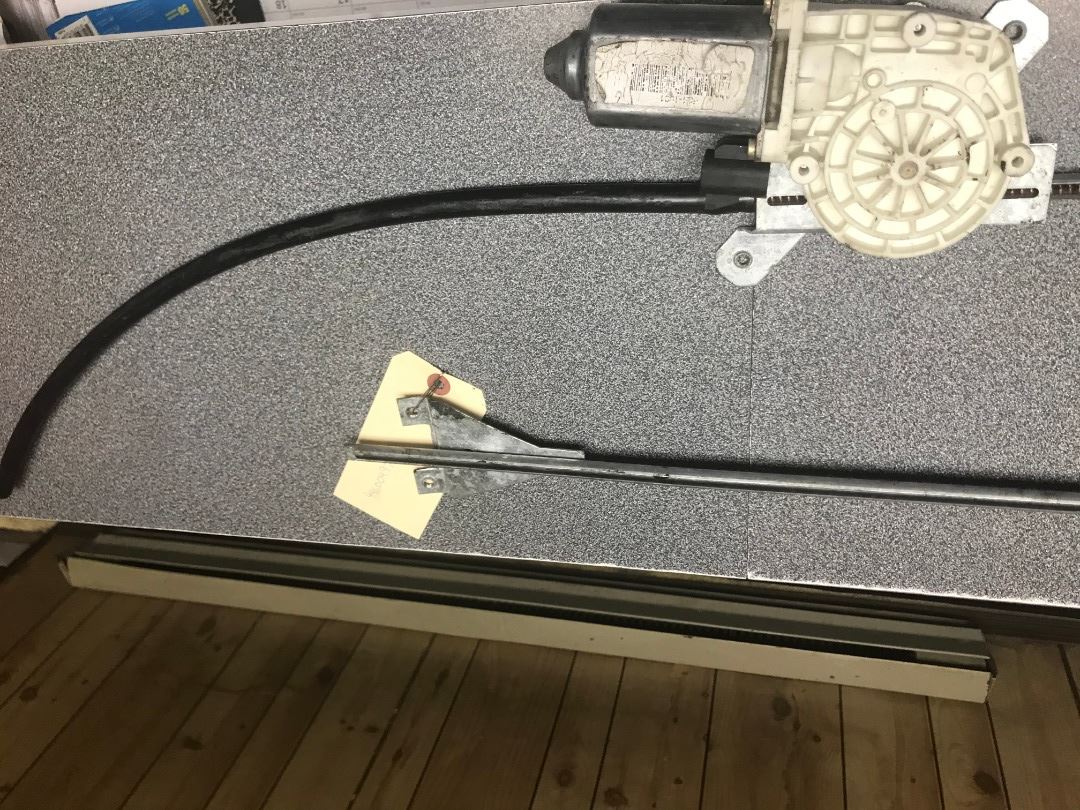Used Kenworth T2000 Door Window Regulator for sale St. Andrews