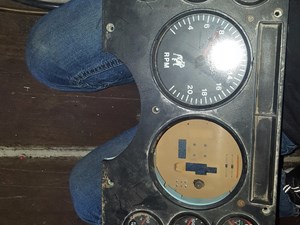 Used 1995 Mack Instrument Cluster (Stock #57MR49M)) Part Image