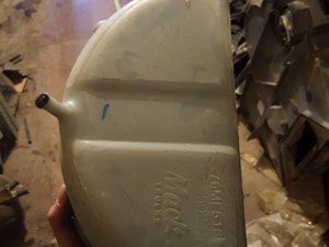 Used Mack Radiator Overflow Bottle (Stock #4460048314)) Part Image