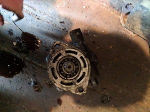 Used Caterpillar 3306 Steering Pump (Stock #30-11)) Part Image