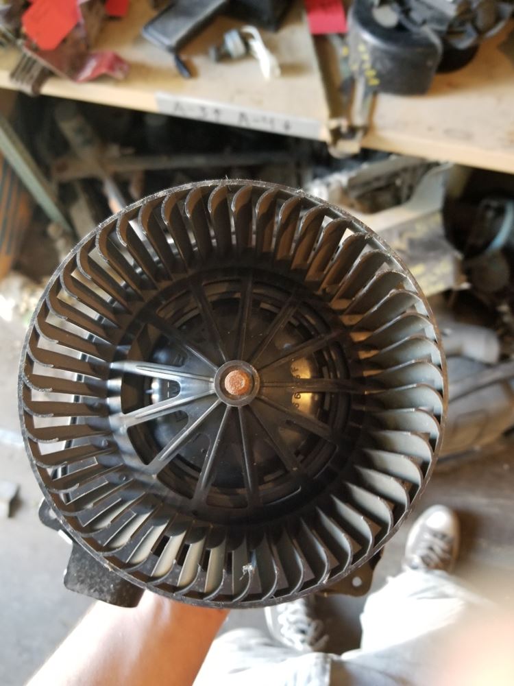 Used Volvo VNL Blower Motor for sale St. Andrews Manitoba Canada Blower Motors TPI TPI