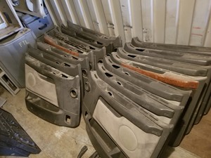 Used Volvo Door (Stock #4460048704)) Part Image