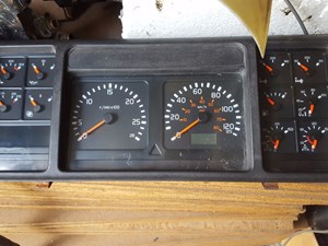 Used Volvo Instrument Cluster (Stock #3186100-P01)) Part Image