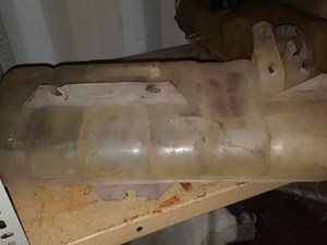 Used Volvo VNL Windshield Washer Reservoir (Stock #4460048326)) Part Image