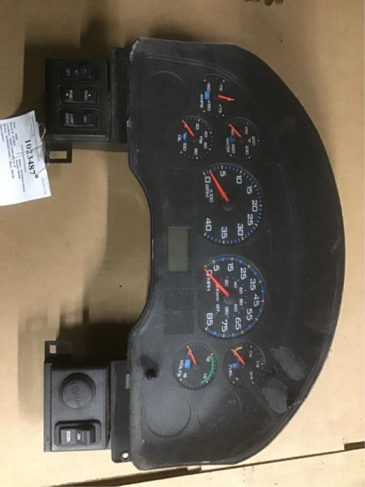 Used 2008 INTERNATIONAL PB105 Instrument Cluster for sale Fitchburg