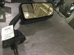 Used 2019 FREIGHTLINER CASCADIA Mirror Image