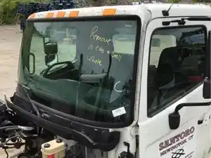 Used 2013 HINO 268 Cab (Stock #1048132)) Part Image