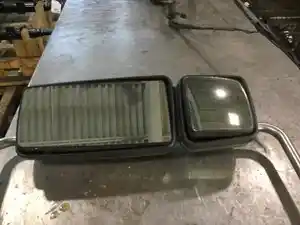 Used 2003 INTERNATIONAL 7400 Mirror (Stock #1068522)) Part Image