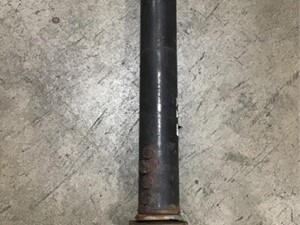 Used SPICER 1710 Driveshaft (Stock #1028361)) Part Image