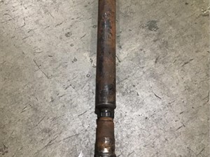 Used SPICER 1710 Driveshaft (Stock #1028372)) Part Image