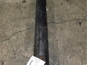 Used SPICER SPL90/SPL100 Driveshaft (Stock #1029871)) Part Image