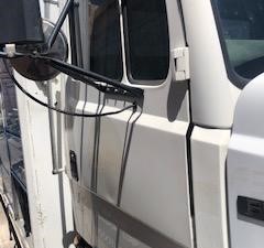 Used 2001 FREIGHTLINER FL70 Door (Stock #537575)) Part Image