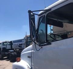 Used 2001 FREIGHTLINER FL70 Mirror (Stock #537568)) Part Image