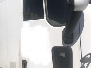 Used 2001 KENWORTH T2000 Door (Stock #34605)) Part Image