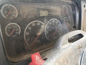 Used 2007 FREIGHTLINER M-2 BUSINESS CLASS Instrument Cluster (Stock #536293)) Part Image