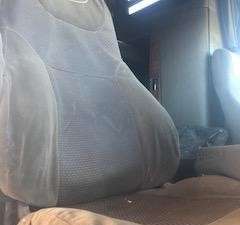 Used 2010 PETERBILT 387 Cab Image