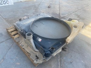 Used 2013 FREIGHTLINER Cascadia 125 Cooling Assembly Image