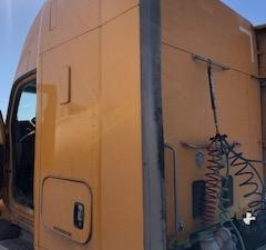 Used 2019 KENWORTH T880 Sleeper Fairing (Stock #34427)) Part Image