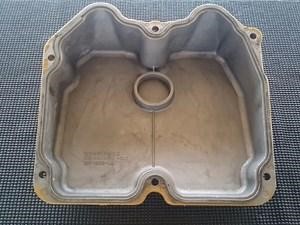 Used CATERPILLAR 3406 Valve Cover (Stock #6764)) Part Image