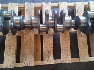 Used CUMMINS ISM Crankshaft (Stock #13880)) Part Image