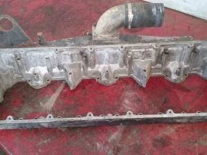 Used CUMMINS ISM Valve Cover (Stock #5822)) Part Image