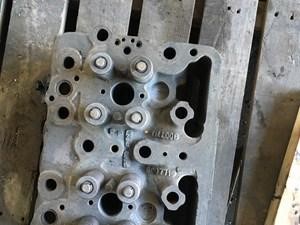 Used CUMMINS L10 Head (Stock #51349)) Part Image